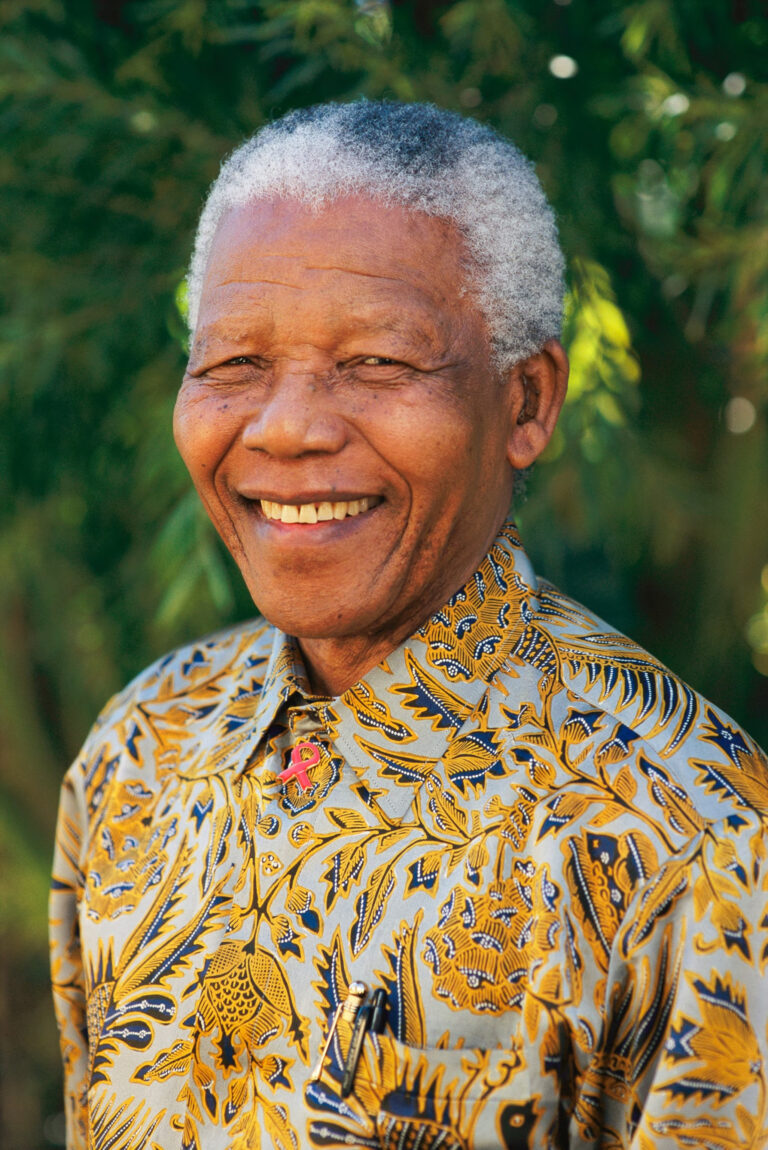 Nelson Mandela: Perjuangan Melawan Apartheid